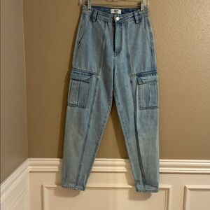 Women's High Rise Jeans in Blue